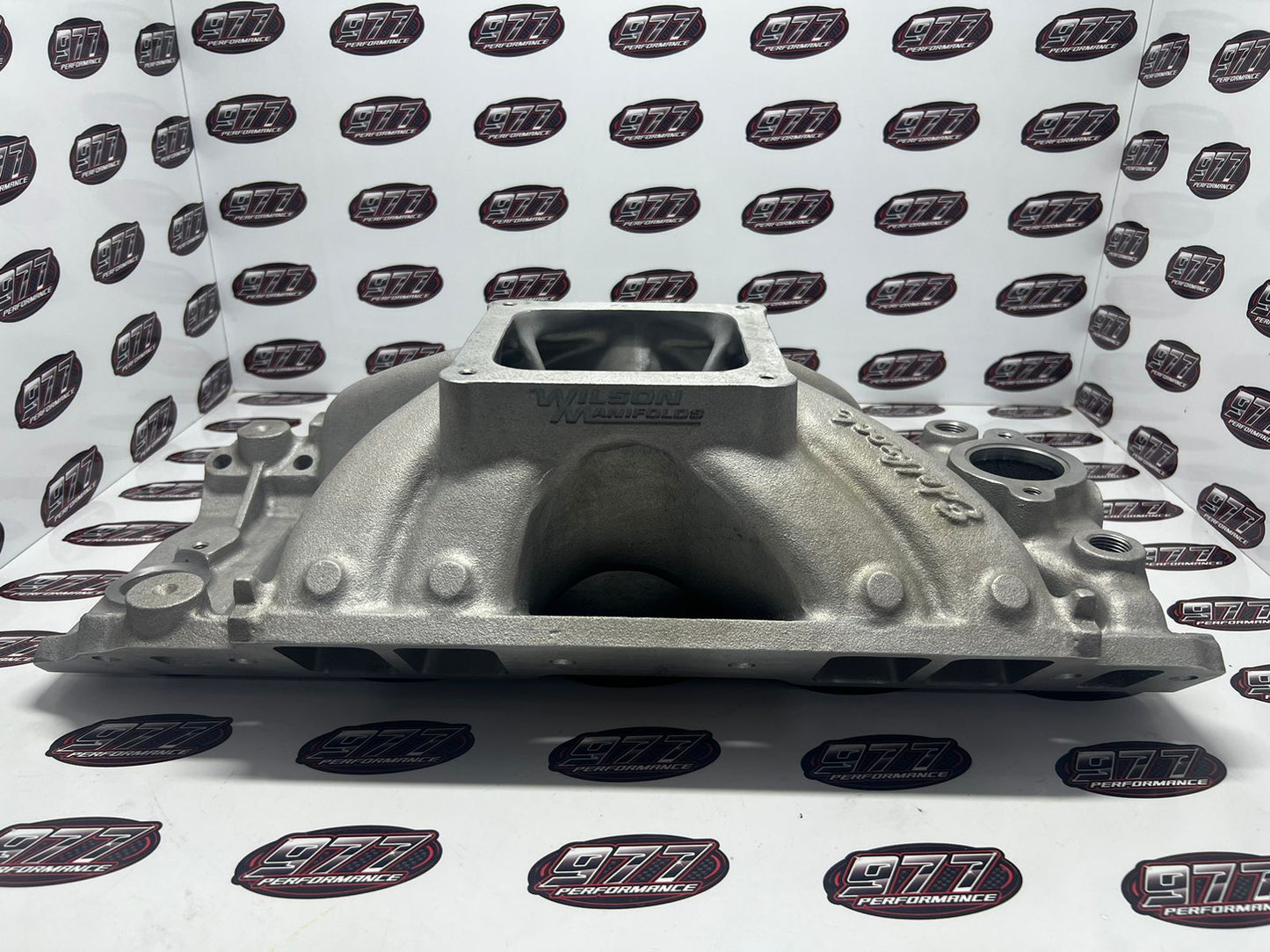 Coletor de Admissão Super Victor GM Big Block - Edelbrock - 2927