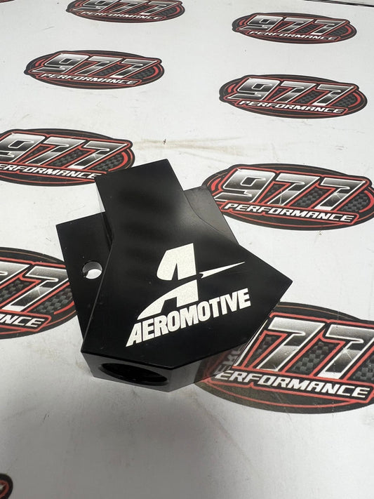 Conexão "Y" 10 AN - Aeromotive